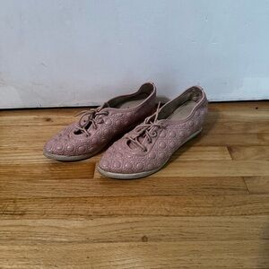 Faux Leather Small Heeled Polka Dotted Sneaker